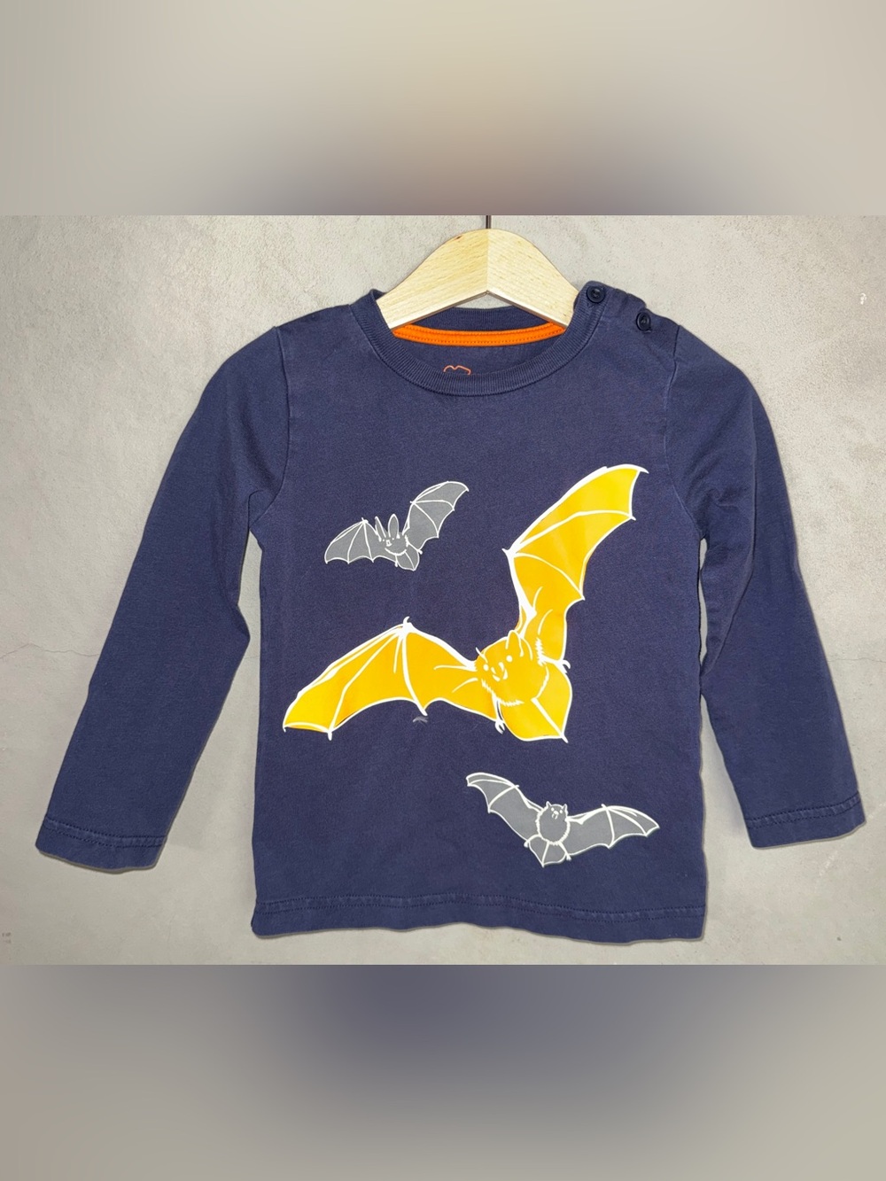 Mini Boden Halloween GITD Long Sleeve Bat Print T-Shirt 18-24 months navy blue